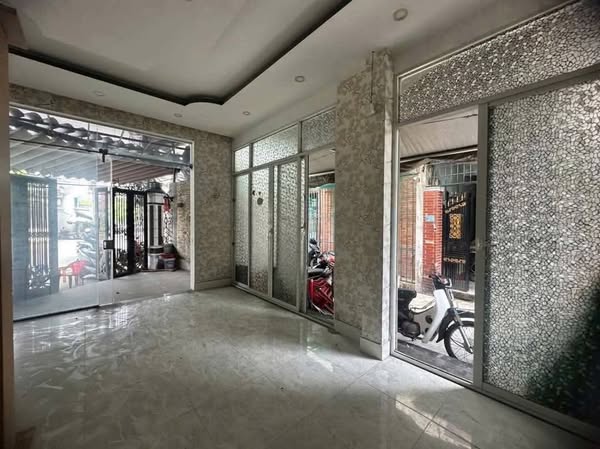Cho thuê nhà kinh doanh mặt tiền trần cao văn