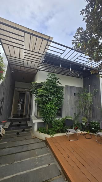 Căn nhà vườn đối diện công viên hồ sinh thái hoà quý ngũ hành sơn