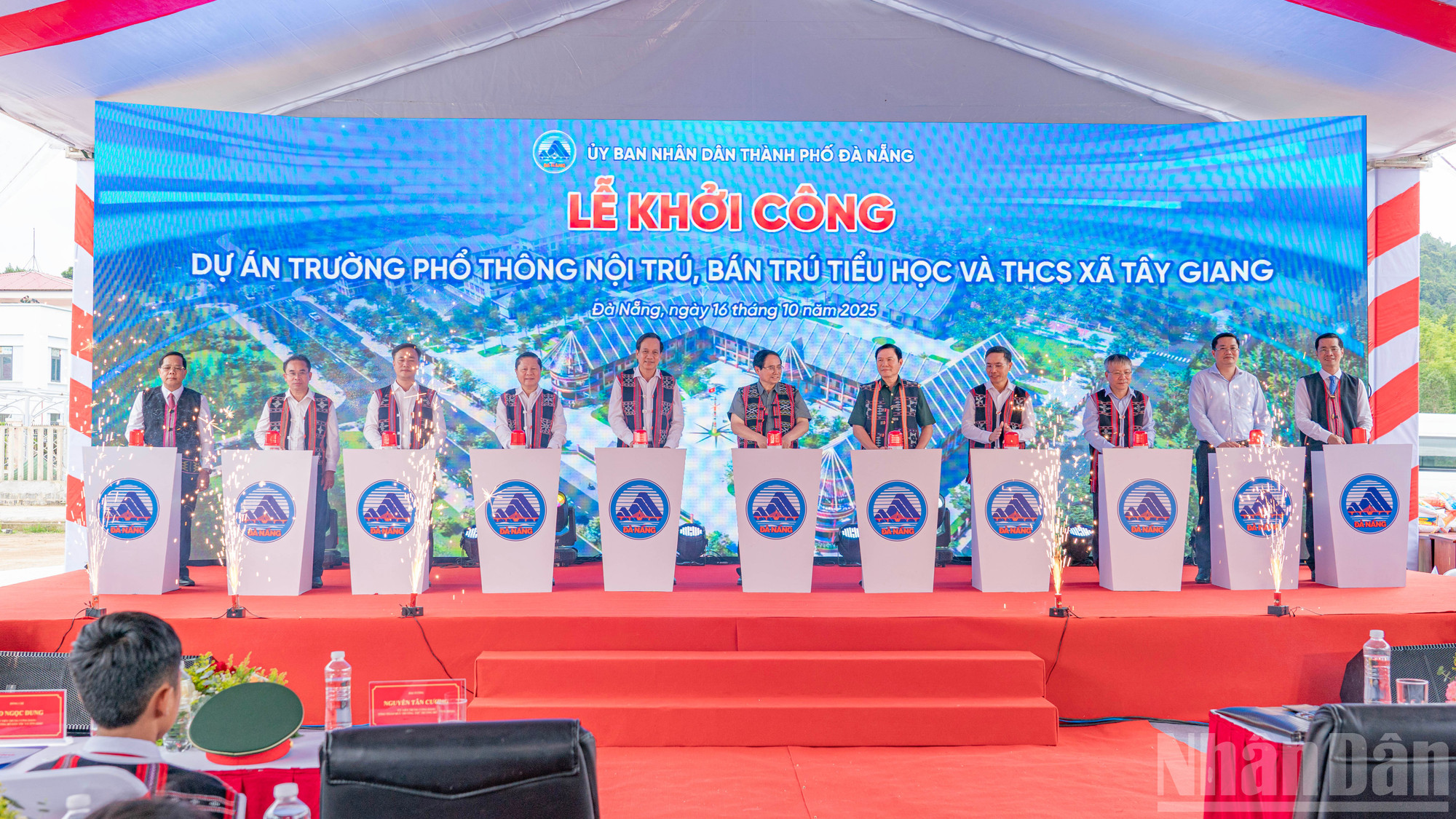 Thủ tướng dự lễ khởi công trường học ở xã miền núi Đà Nẵng
