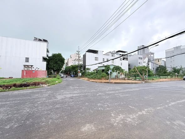 Bán đất góc 2 mặt tiền đường chính hữu, sát phạm văn đồng, biển mỹ khê đà nẵng