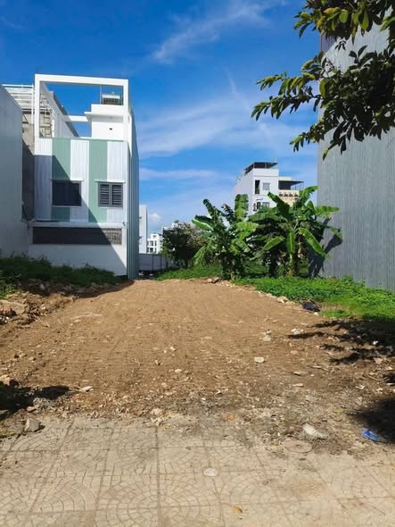 Bán lô đất đường hoà phú 28, khu e kim long , gần trục 60 nguyễn sinh sắc trung tâm quận liên chiểu , đà nẵng.