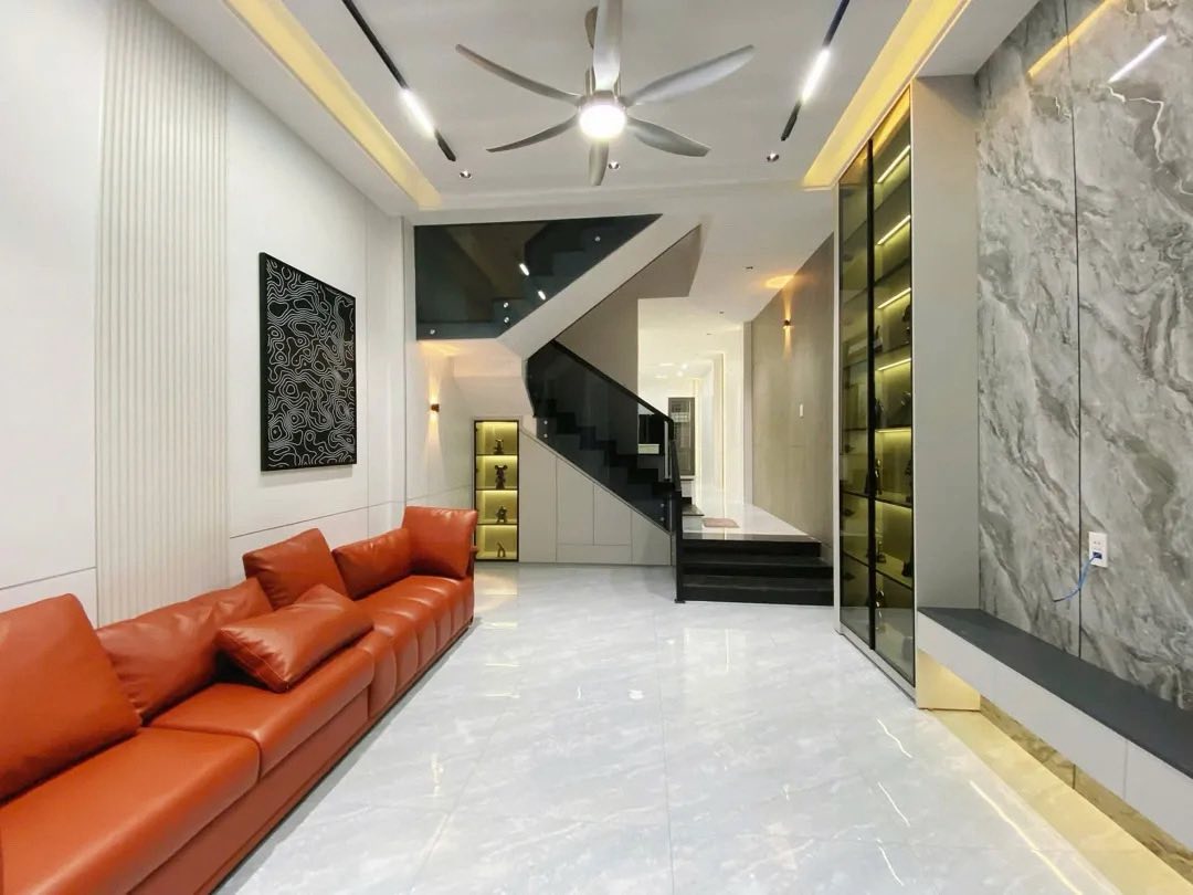 Bán nhà đẹp 3 tầng , sát lê thanh nghị , hải châu - 3pn , full nội thất - nhà kiên cố , ở ngay