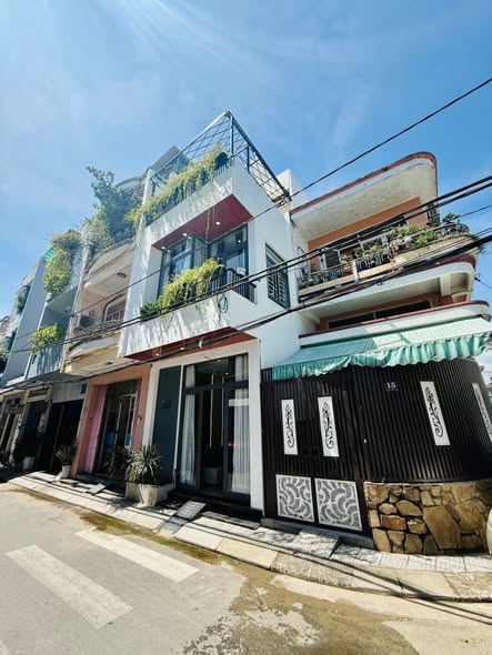 Nhà mt đường 5m5 bầu hạc 2 – vị trí đẹp, ngay trung tâm thành phố