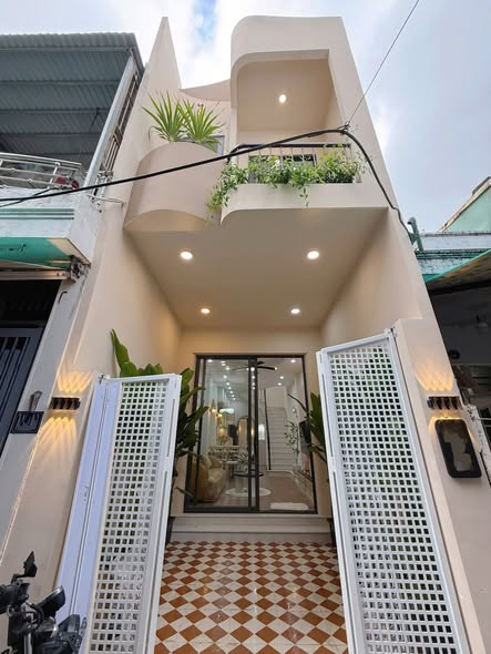 Nhà đẹp – vị trí chuẩn – giá hợp lý khu trung tâm