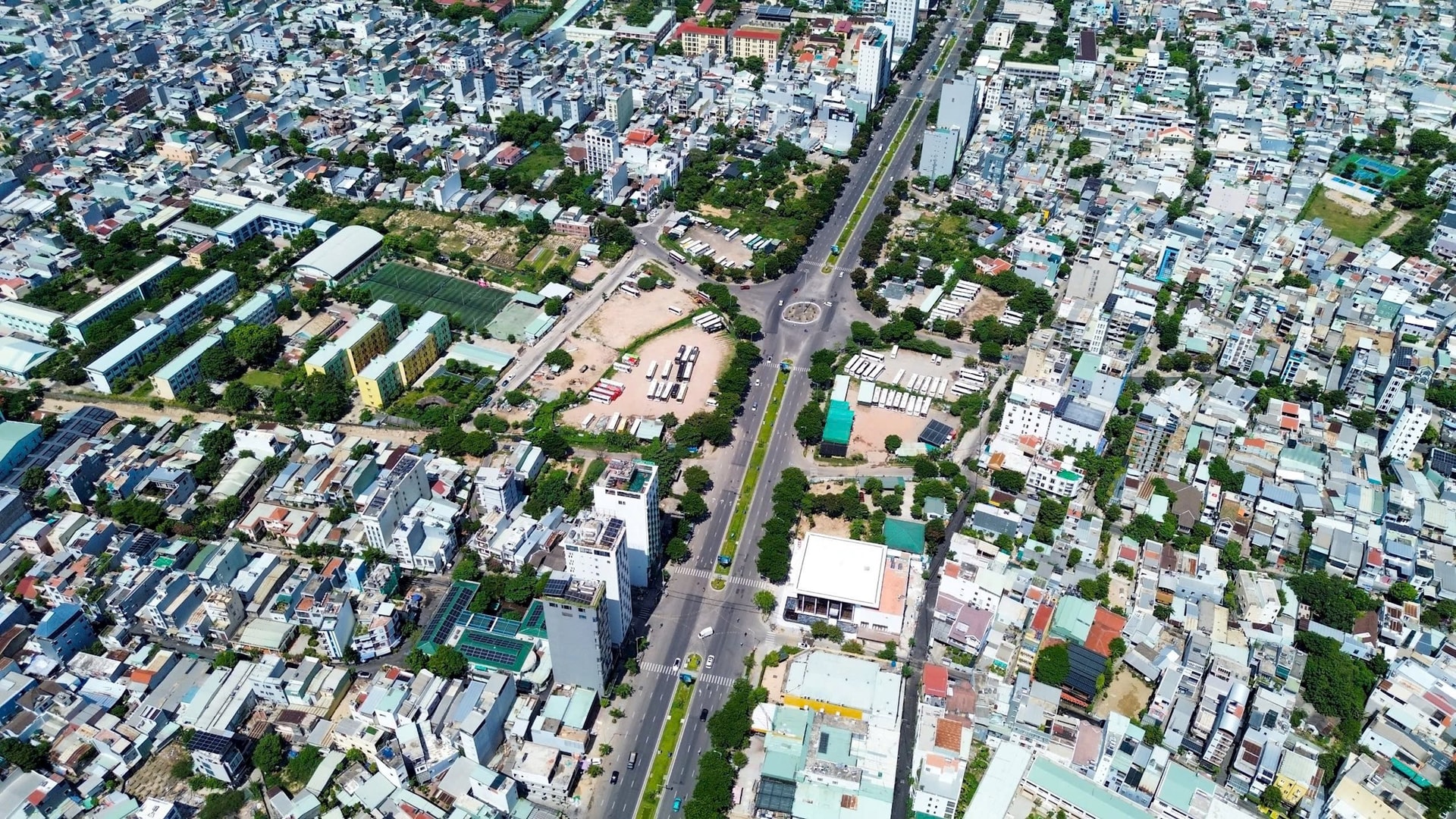Thu từ nhà đất tăng giúp thu ngân sách Đà Nẵng vượt 58.000 tỷ đồng sau 7 tháng