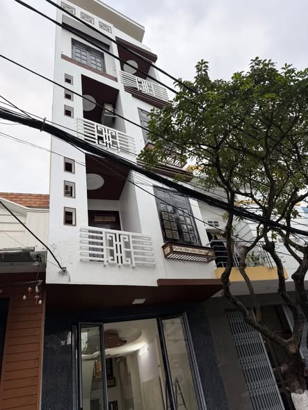 Bán nhà 5 tầng mặt tiền hải hồ, vị trí kd sầm uất
