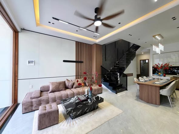 Bán nhà mặt tiền nguyễn lý - hoà xuân