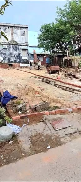 đất kiệt ô tô nguyễn chánh. đà nẵng