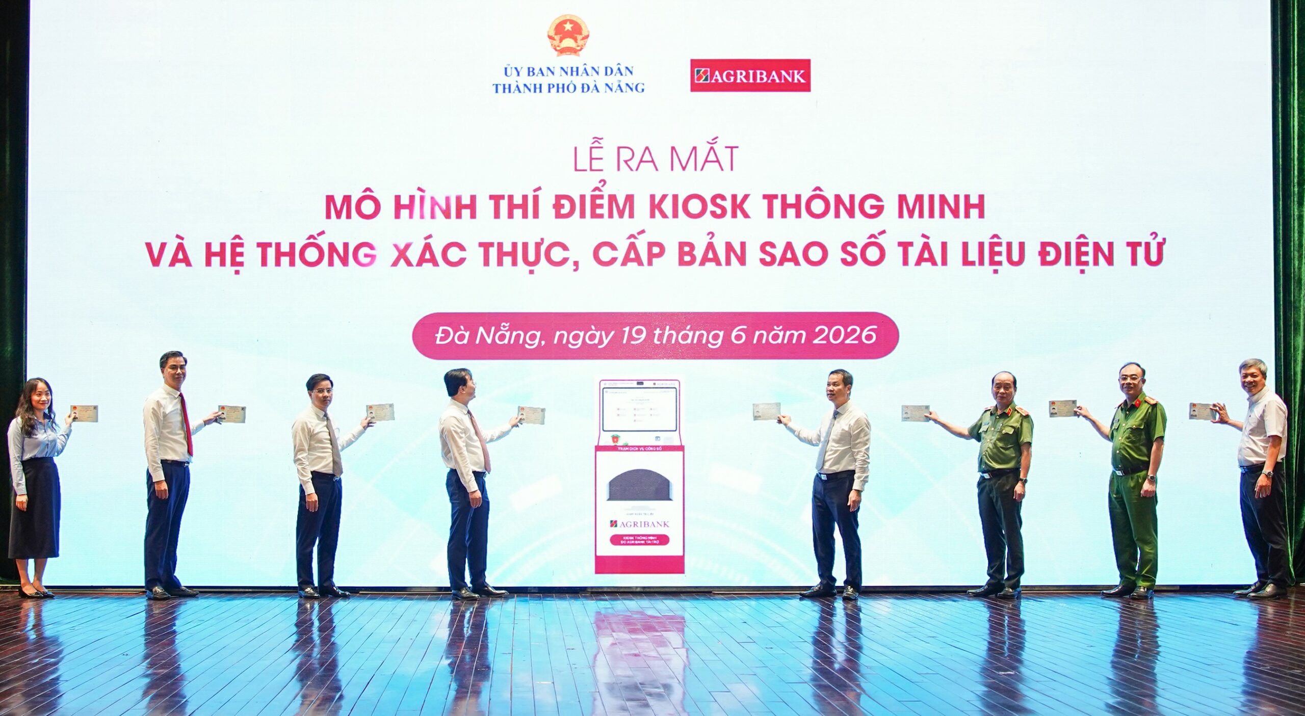 Đà Nẵng ra mắt 11 Trạm dịch vụ công số và mô hình thí điểm Kiosk thông minh