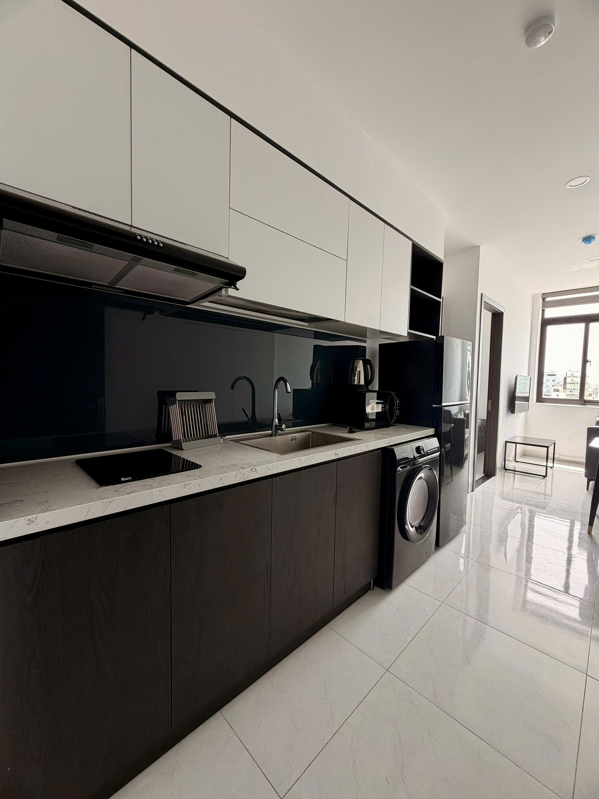 Căn 701, 1 phòng ngủ full nội thất tầng cao view thoáng