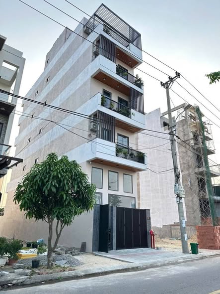 Căn hộ bờ quan 3 mới 100%( đầm sen đoạn đẹp nhất) nam hòa xuân – dòng tiền 80tr/tháng