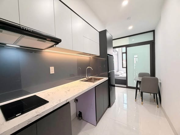 Căn hộ 2 phòng ngủ ngay cầu rồng , đường cao bá quát - sơn trà, đi ra biển rất gần