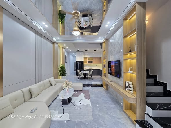 Nhà 3 tầng 5x18 mặt tiền thanh khê cách biển đà nẵng 500m. khu dân cư phú xuân. tiện ích vô vàn.