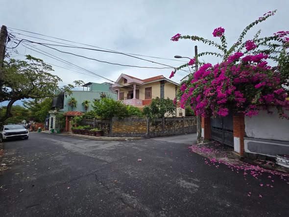Lô đất kiệt bùi tá hán ,ngũ hành sơn
