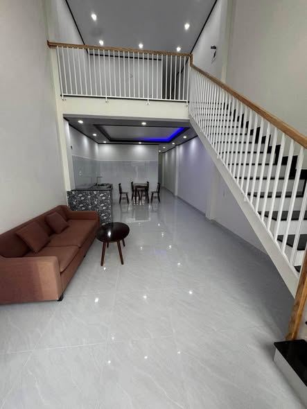 Cho thuê nhà gác đúc kiệt hà huy tập gần trần xuân lê, kiệt vào oto 6m - kiệt trước nhà 3m
