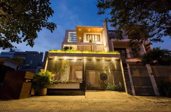 ●b.án villa 3 tầng đường thăng long view sông hàn đà nẵng